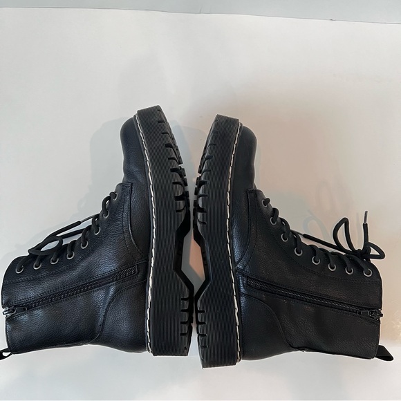 SINCERELY JULES Harley Black Leather Combat Boots. Size 8. Gently Used Condition - Picture 7 of 11